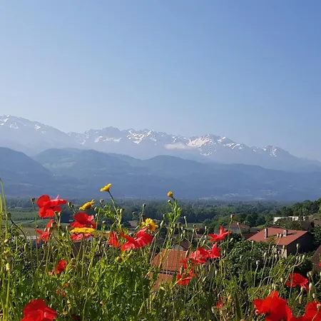 Fabuleux, Jardin, Terrasse, Parking Feriehus Saint-Vincent-de-Mercuze